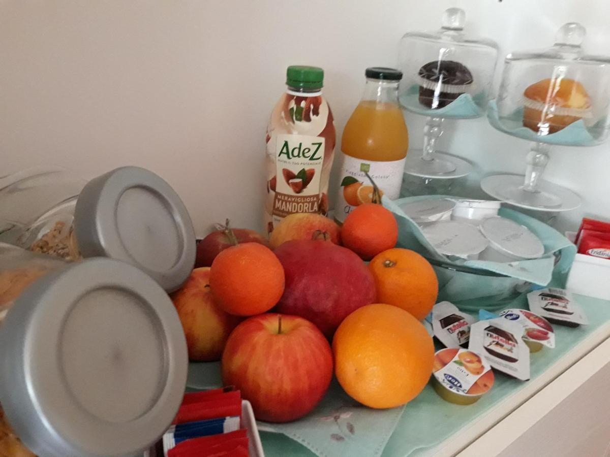 A Casa Di Grace Bed & Breakfast Basiglio Eksteriør bilde